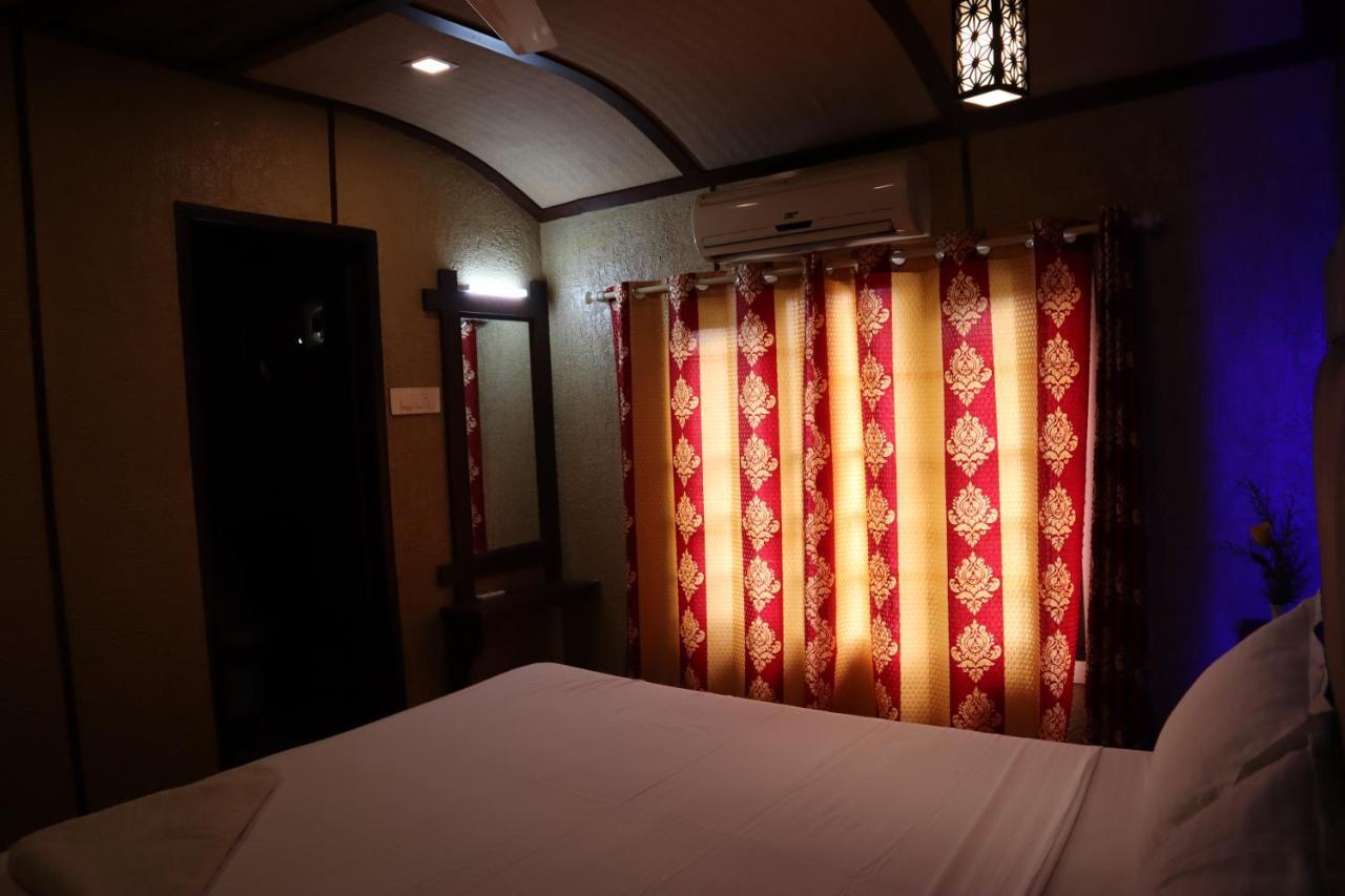 Kera Houseboats Alleppey Alappuzha Eksteriør bilde