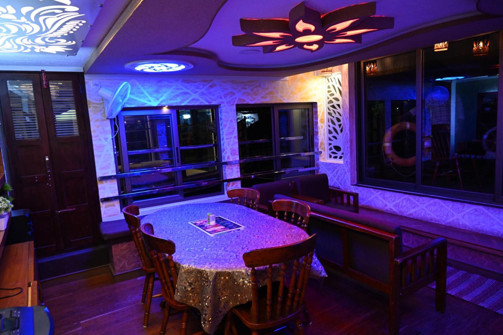 Kera Houseboats Alleppey Alappuzha Eksteriør bilde