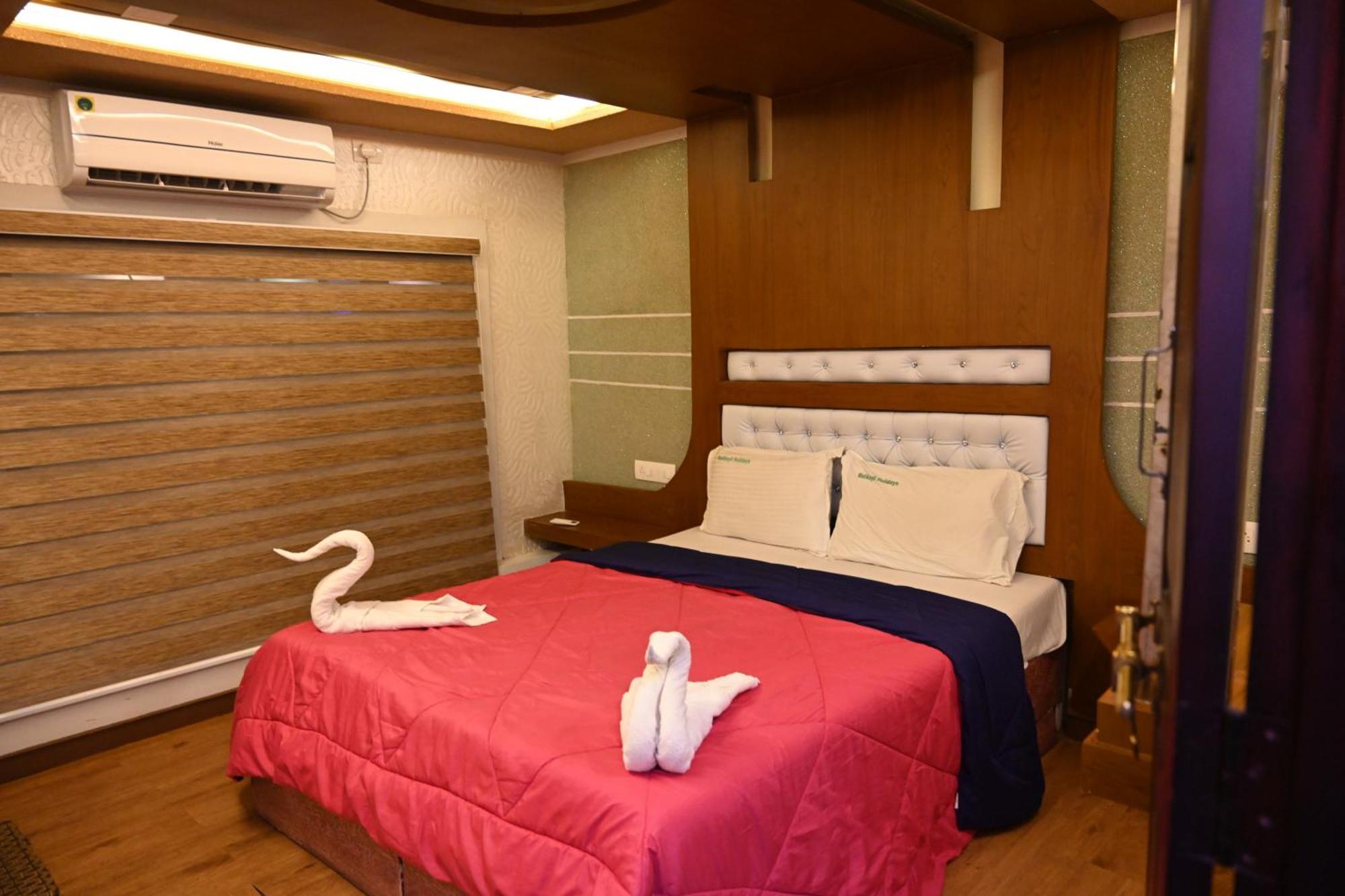 Kera Houseboats Alleppey Alappuzha Eksteriør bilde