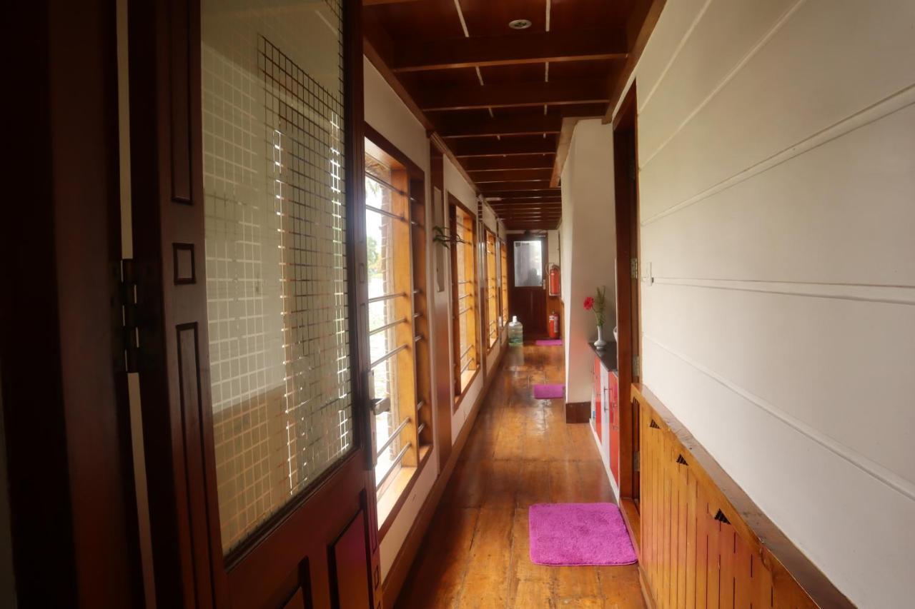 Kera Houseboats Alleppey Alappuzha Eksteriør bilde